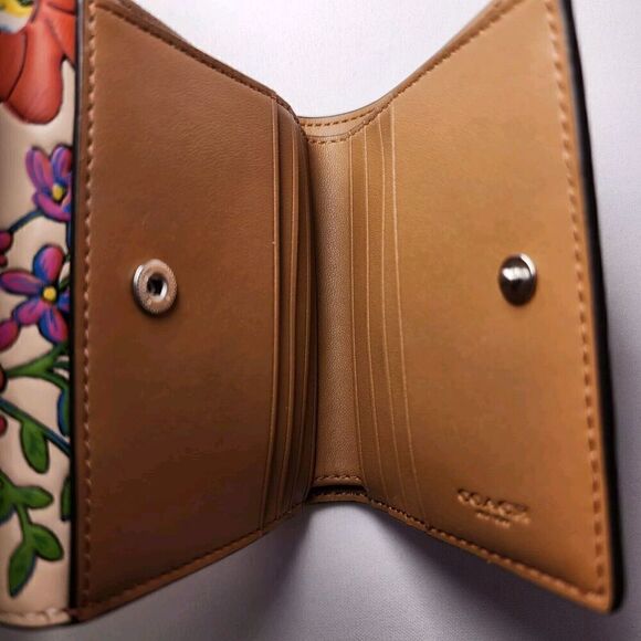 NWT Coach CR394 Eliza Small Wallet With Floral Print Ivory & Multi leather - Picture 5 of 5